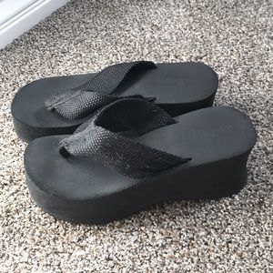 Black platform sandals